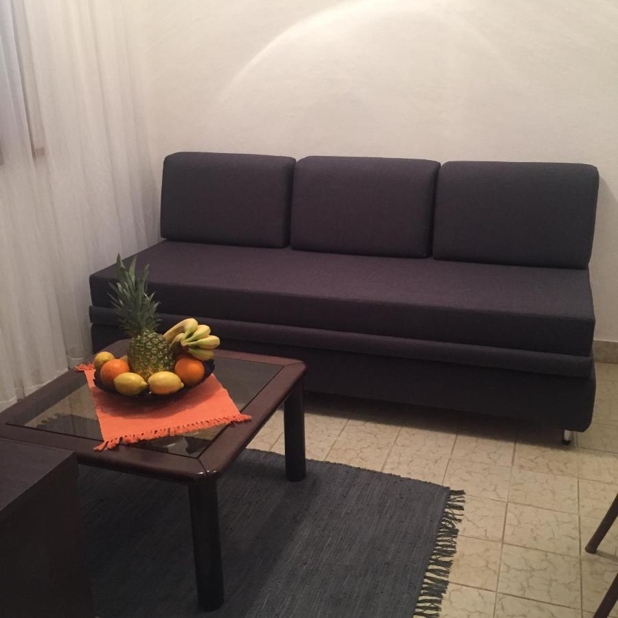 Shambala Apartment Supetar Bagian luar foto